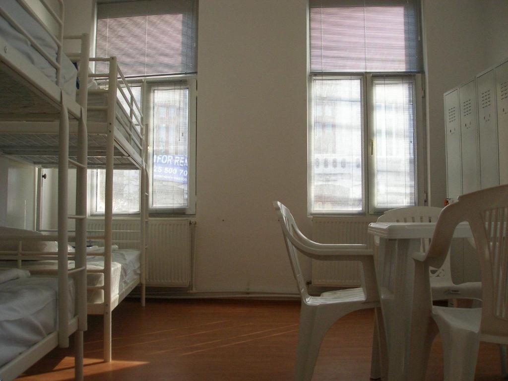 Kretan Hostel ブカレスト 部屋 写真
