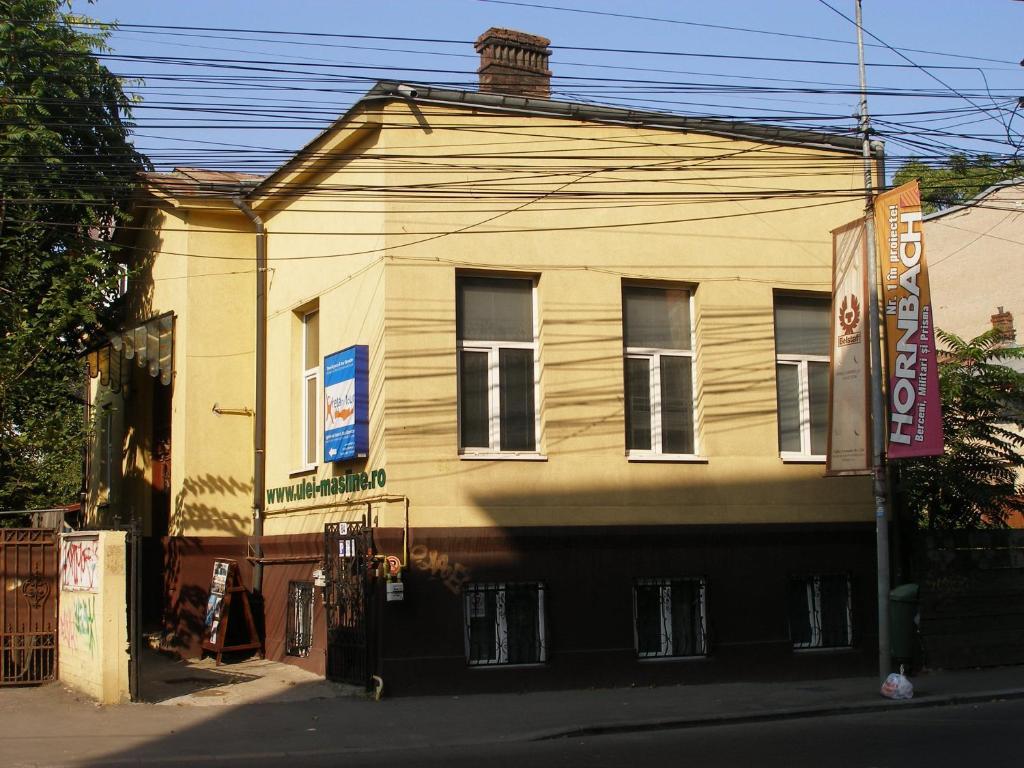 Kretan Hostel ブカレスト エクステリア 写真