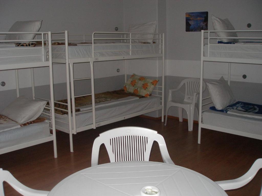 Kretan Hostel ブカレスト エクステリア 写真