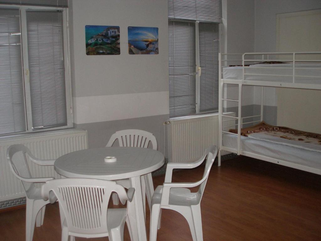 Kretan Hostel ブカレスト 部屋 写真